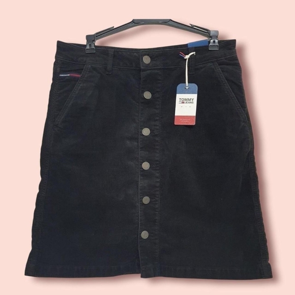 Tommy hilfger black cord A line mini skirt Size 30" waist Bnwt - Picture 2 of 4